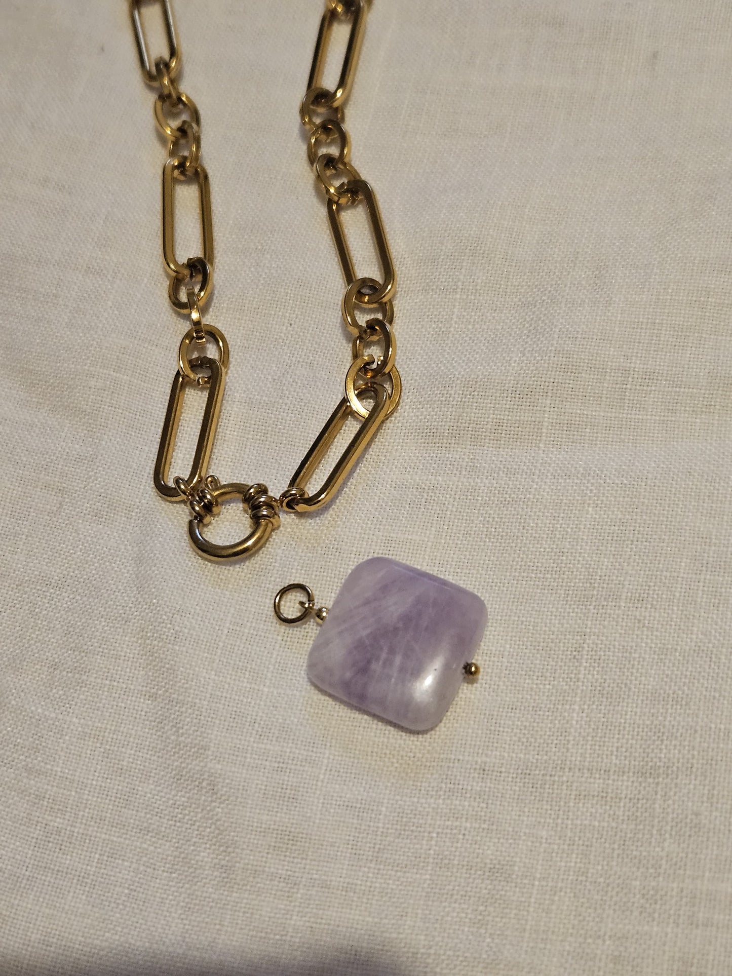 PENDENTIF CORO offert